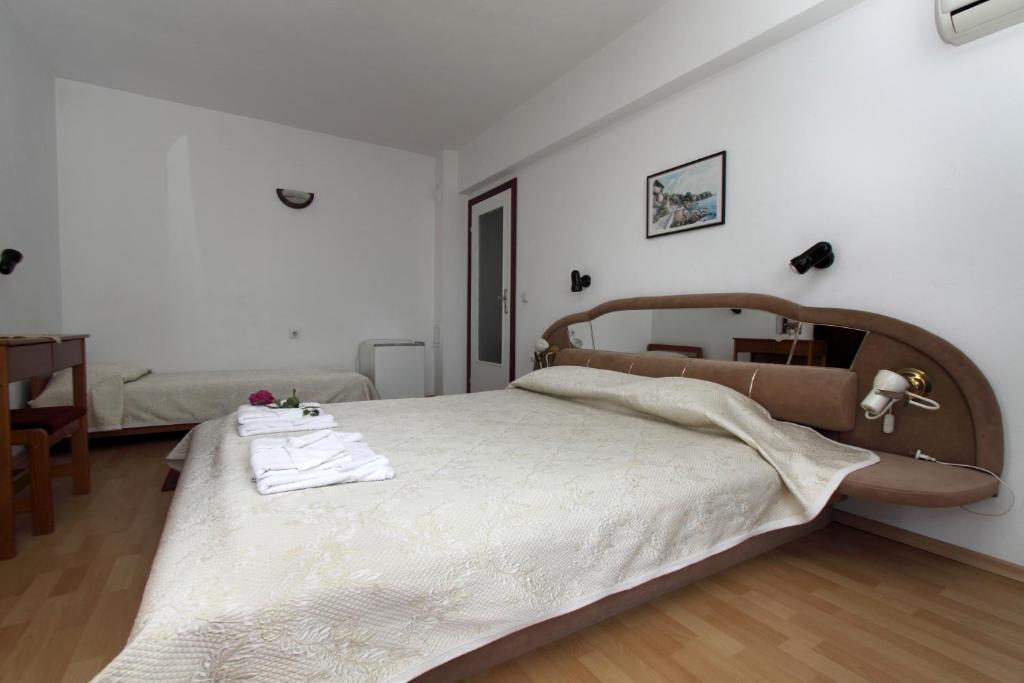 Family Hotel Verona Sozopol Rom bilde