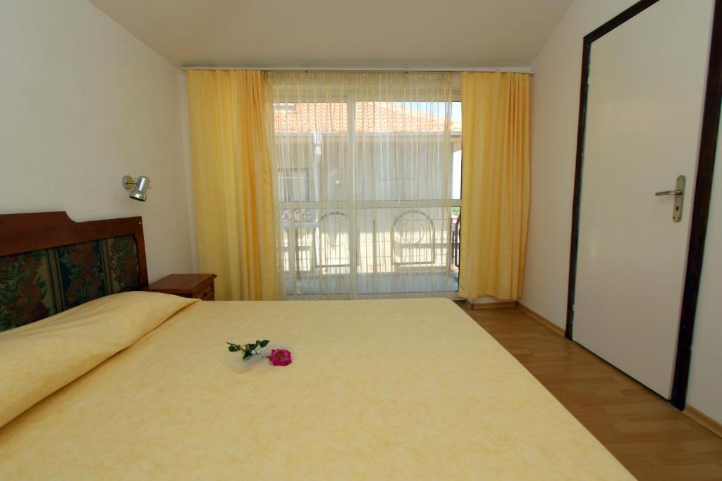 Family Hotel Verona Sozopol Rom bilde