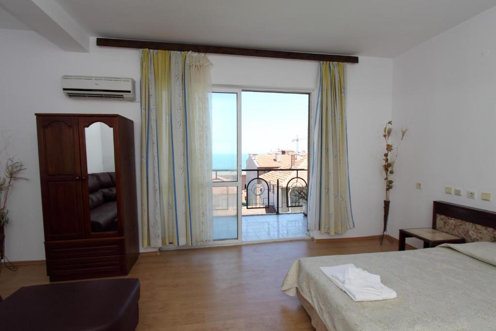 Family Hotel Verona Sozopol Rom bilde