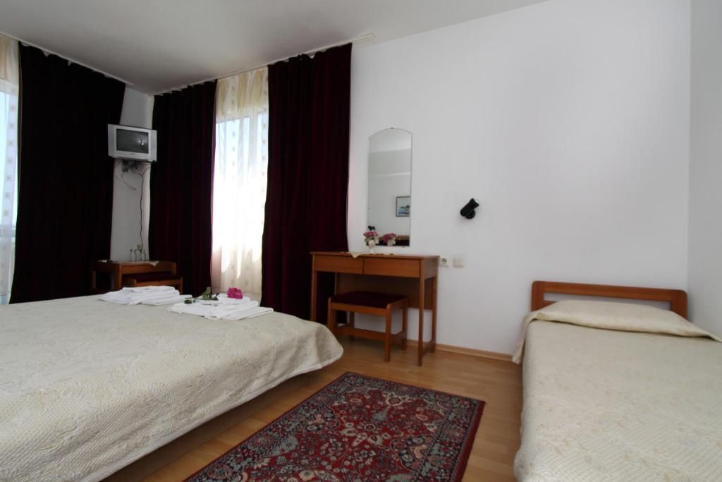 Family Hotel Verona Sozopol Rom bilde