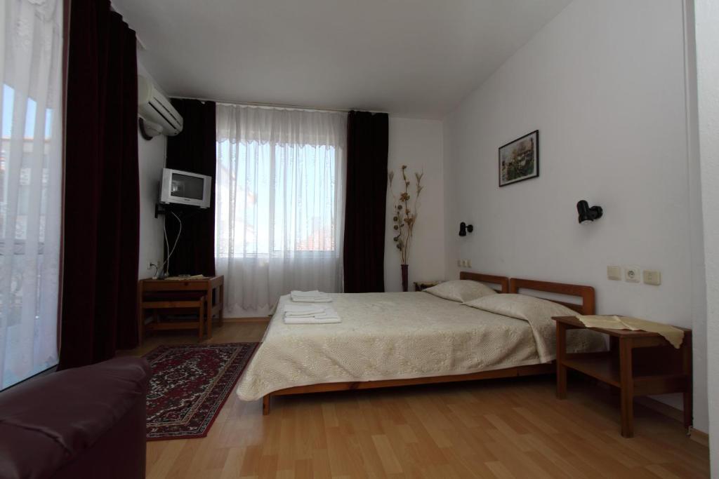 Family Hotel Verona Sozopol Rom bilde