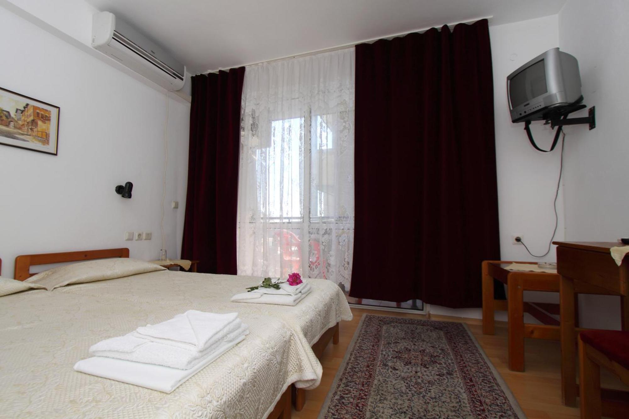 Family Hotel Verona Sozopol Eksteriør bilde