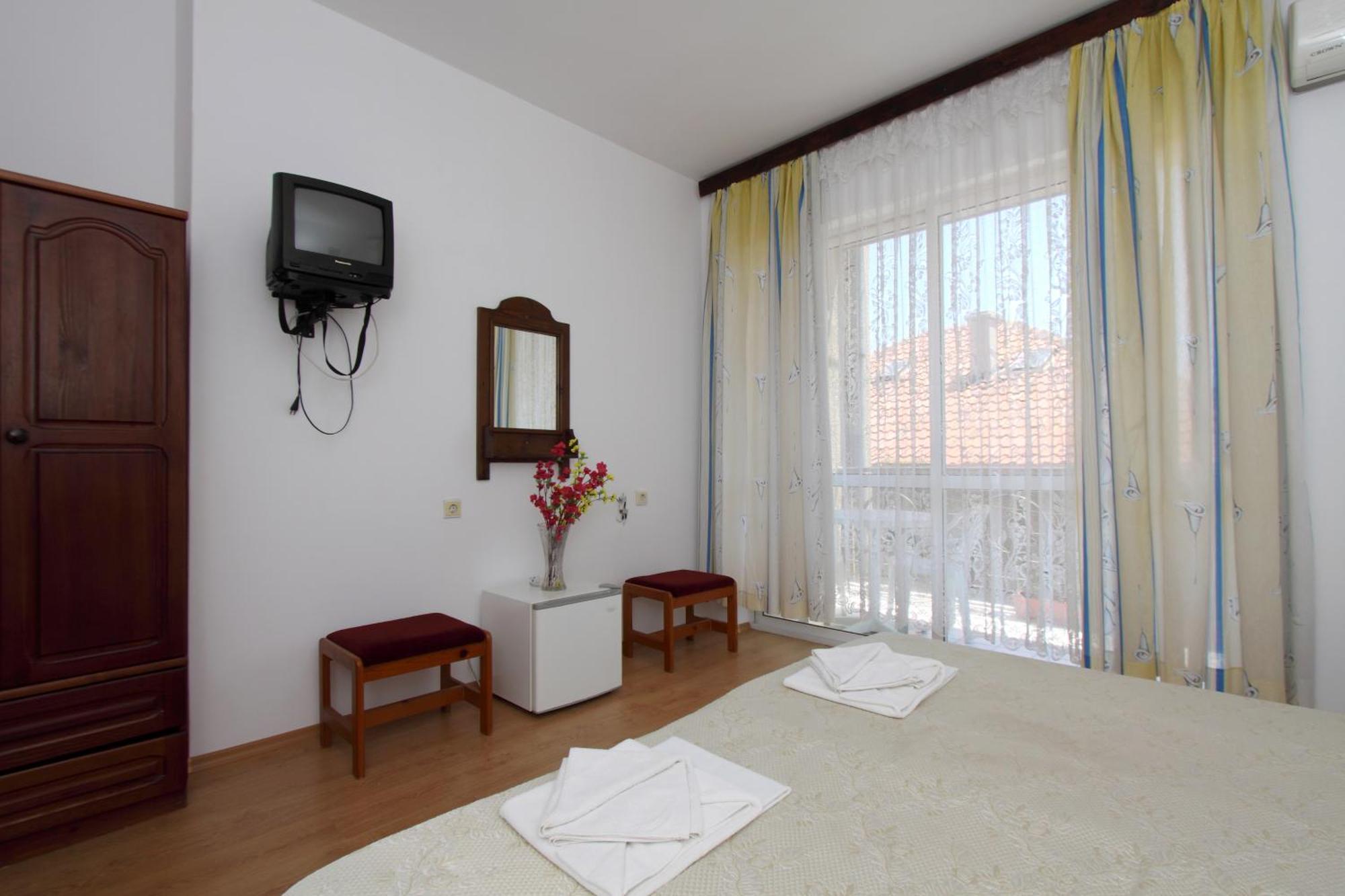 Family Hotel Verona Sozopol Eksteriør bilde