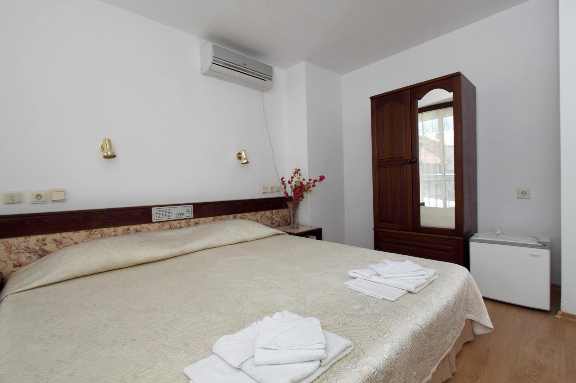 Family Hotel Verona Sozopol Eksteriør bilde