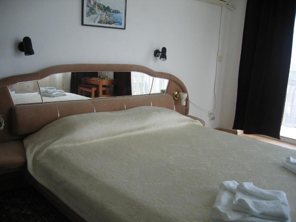 Family Hotel Verona Sozopol Eksteriør bilde